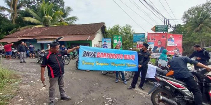 Pamong-Diduga-Tidak-Netral-Dalam-Proses-Pemilu-2024-Warga-Protes!