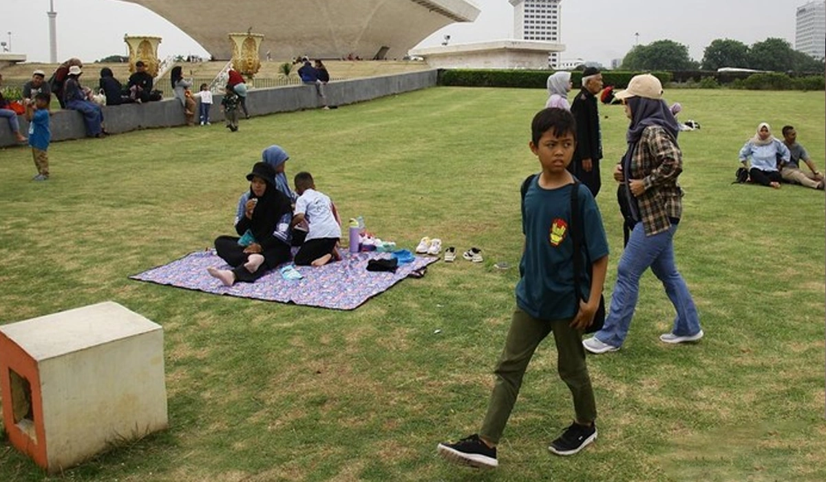 Prajurit-Cilik-hingga-Ibu-Ibu,-Antusias-Ikuti-TNI-Fair-2025-di-Monas