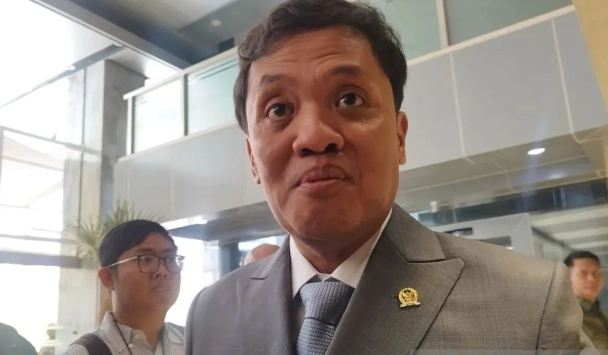 Komisi-III-DPR-RI-Apresiasi-Polri-atas-Keberhasilan-Kelola-SPPG