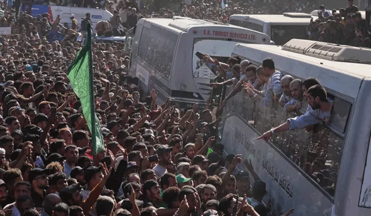 Harapan Di Balik Jeruji: Ribuan Tahanan Palestina Kembali ke Pelukan Keluarga