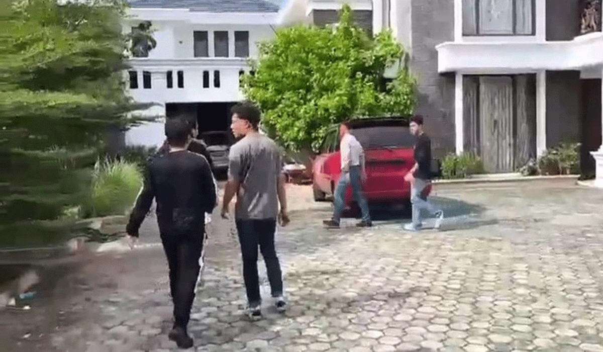 Markas Sindikat Penipuan Online, Bertaraf Internasional di Lampung