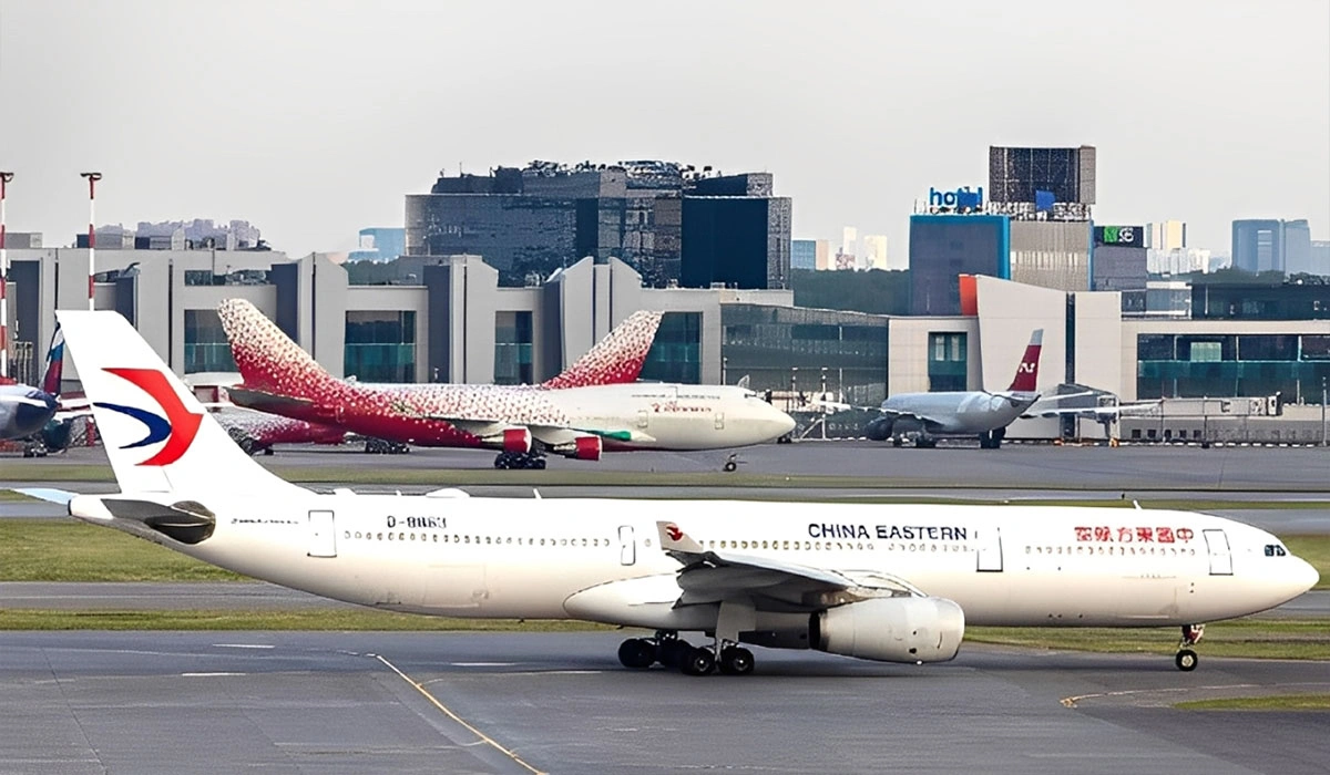 Semakin Tak Terkendali, 500.000 Penerbangan China ke Jepang Batal