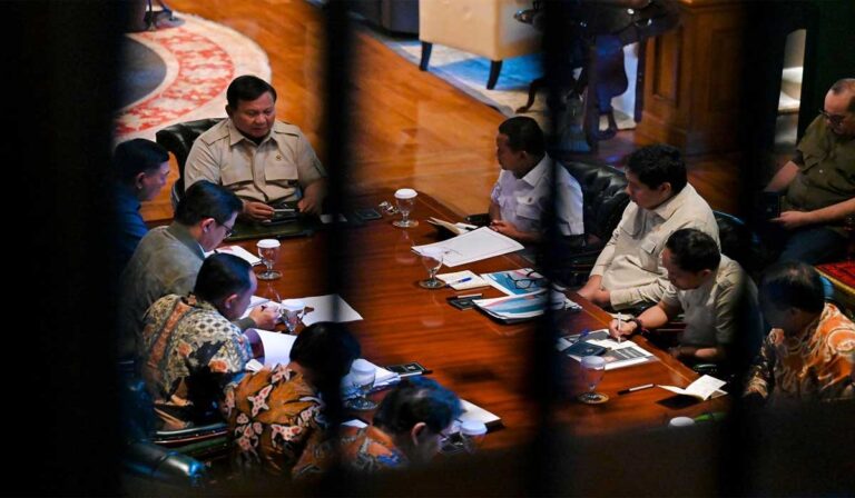 Tarif Tol Dan Tiket Transportasi Bakal ‘Banting Harga’ Saat Nataru 2026? Ini Bocoran Prabowo!