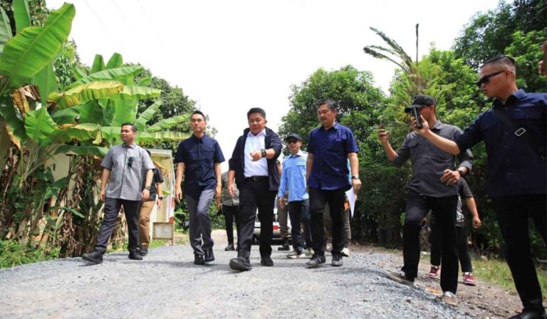 OKI Kantongi Anggaran Terbesar 2025, Gubernur Deru Tinjau Desa Benawa